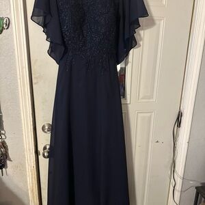 Beautiful navy blue dress full length very elegant for any especial occasion